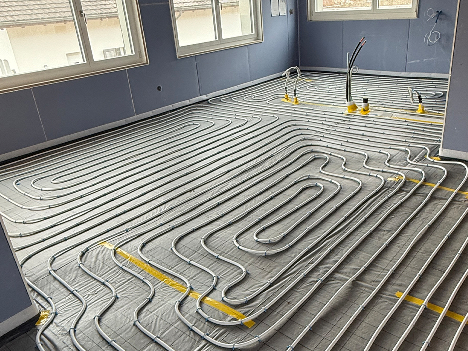 Heizungsinstallationen, Wärmeerzeugung und Bodenheizung Neubau